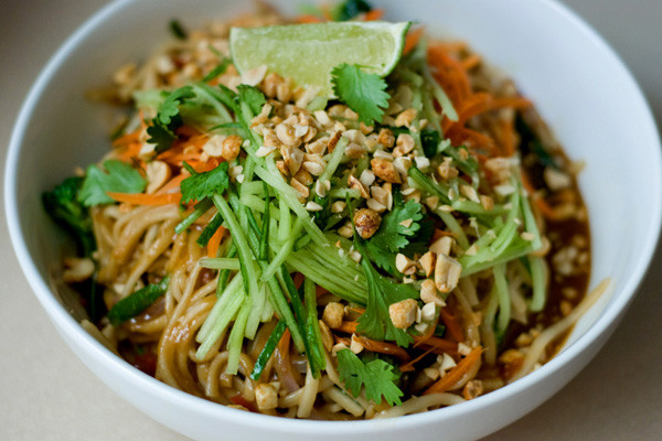 Thai-peanut-noodle-bowl