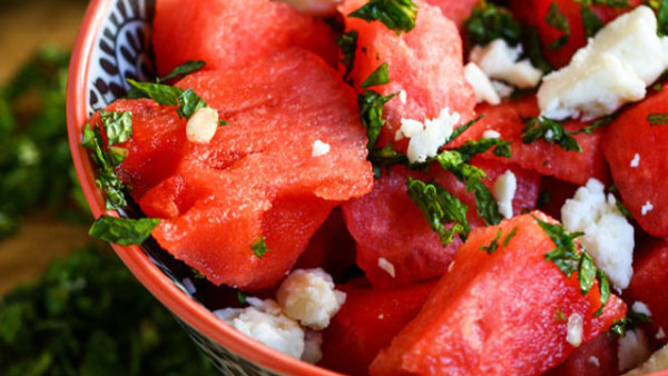 watermelon-feta-salad640x360